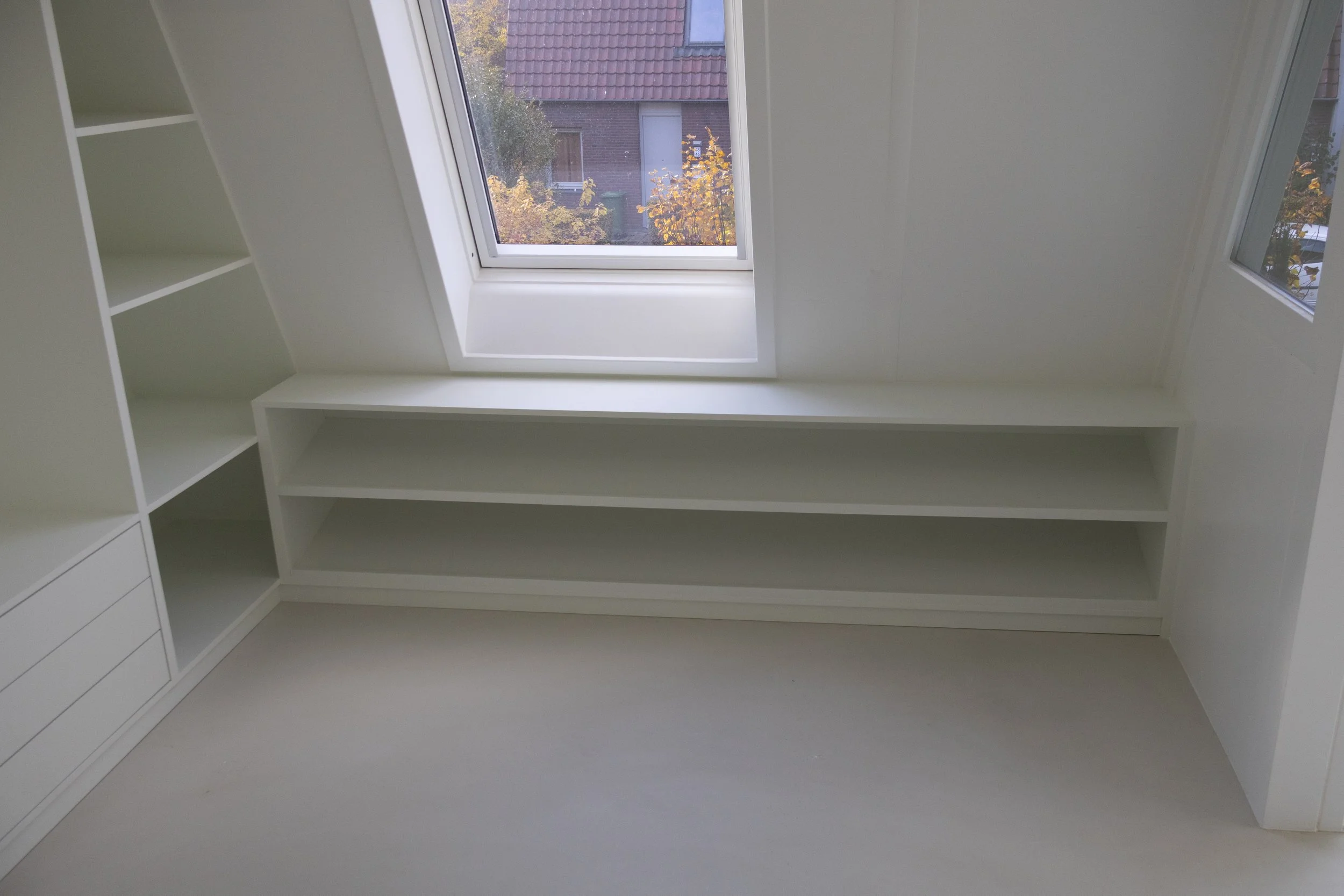 Inloopkast van Born of Wood.