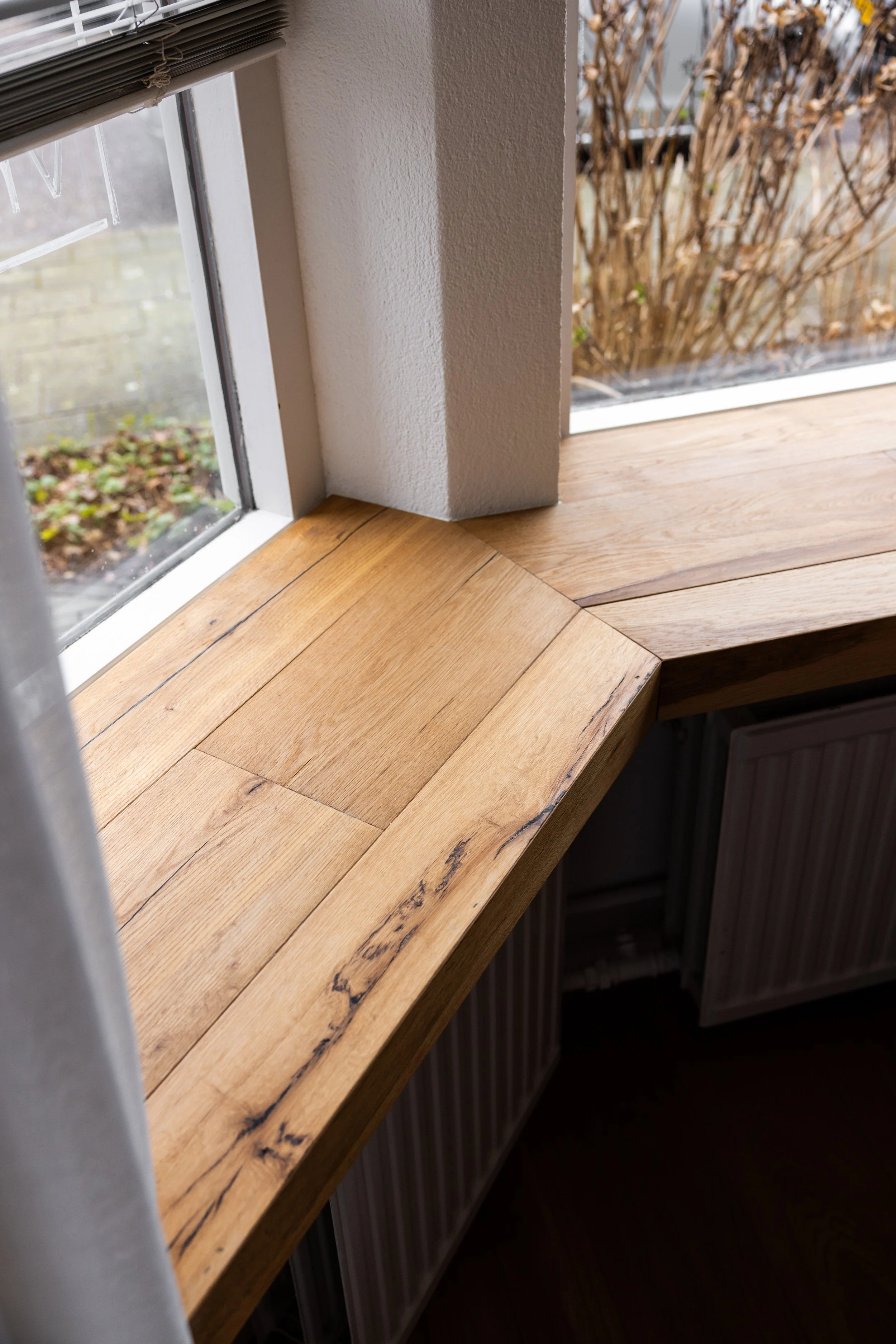 Vensterbank van Born of Wood.